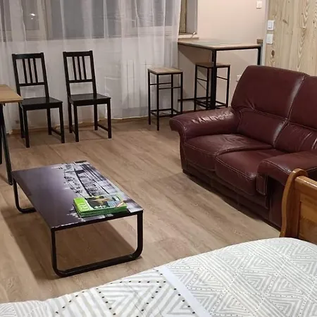 Appt Centre St Marc-possibilite De Parking