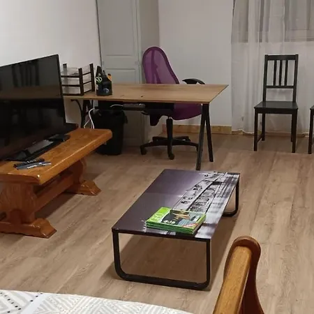 Appt Centre St Marc-possibilite De Parking *