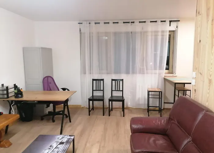 Appt Centre St Marc-possibilite De Parking Руан