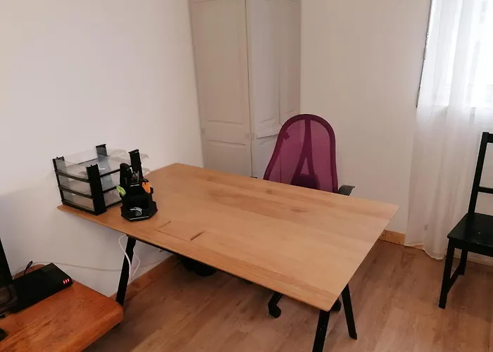 Appt Centre St Marc-possibilite De Parking Руан