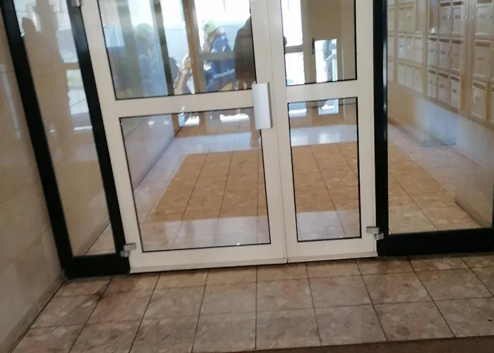 Appt Centre St Marc-possibilite De Parking *