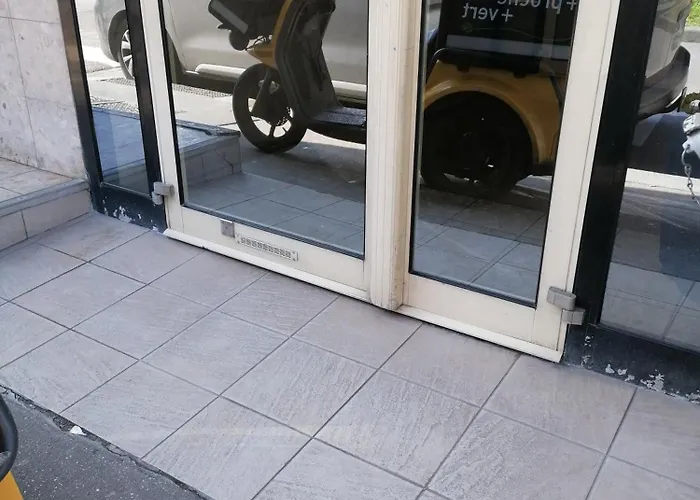 Appt Centre St Marc-possibilite De Parking